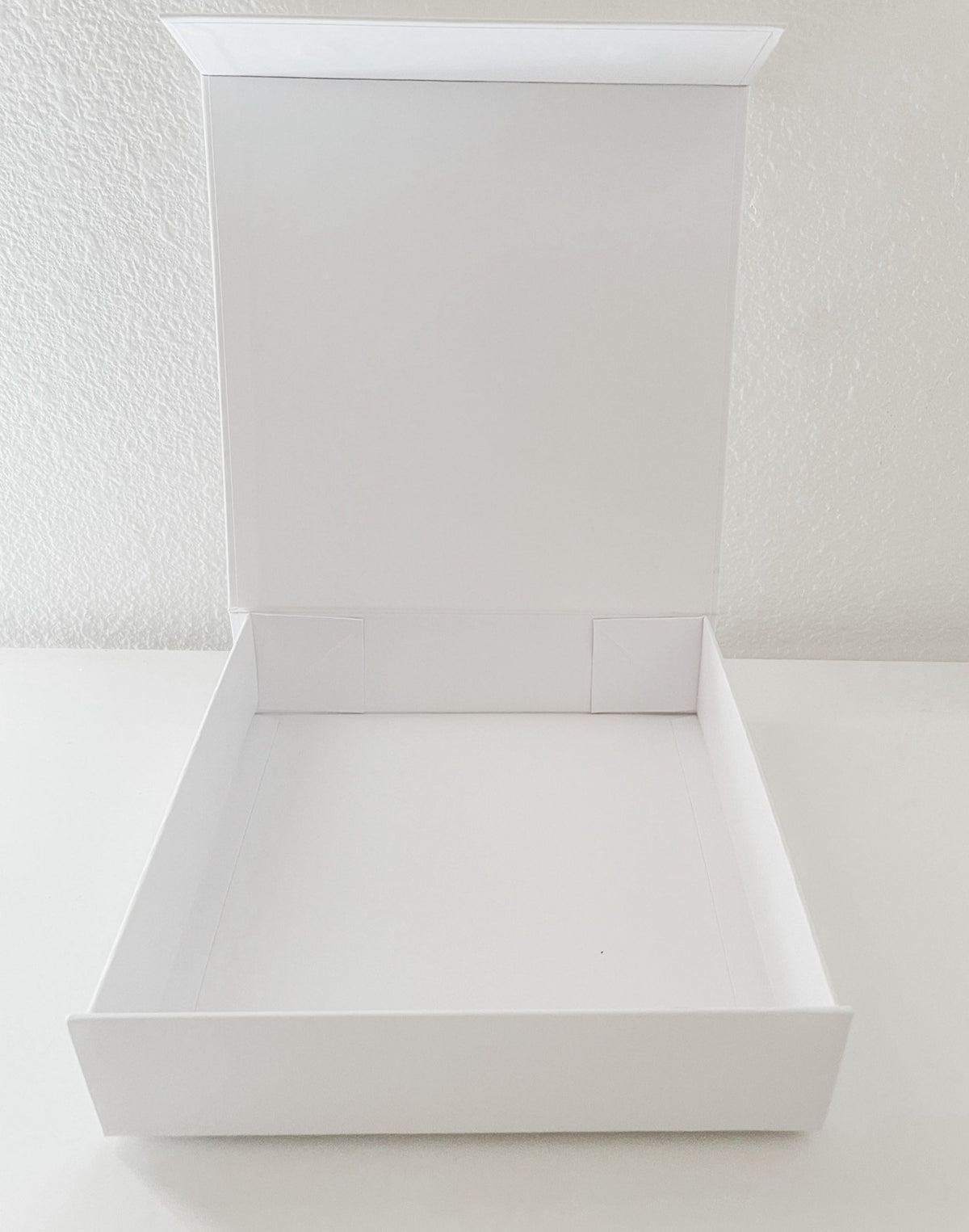 J&M Gift Box