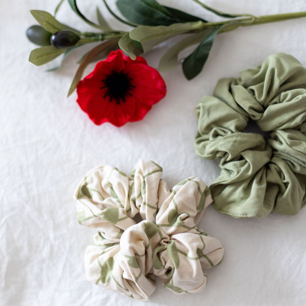 Solidarity 2pc Bamboo Scrunchie Set